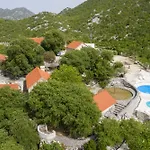 Gasthof Rustical Kokorici With Shared Outdoor Swimming Pool Vrgorac