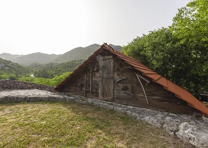 招待所 Rustical Kokorici With Shared Outdoor Swimming Pool Vrgorac
