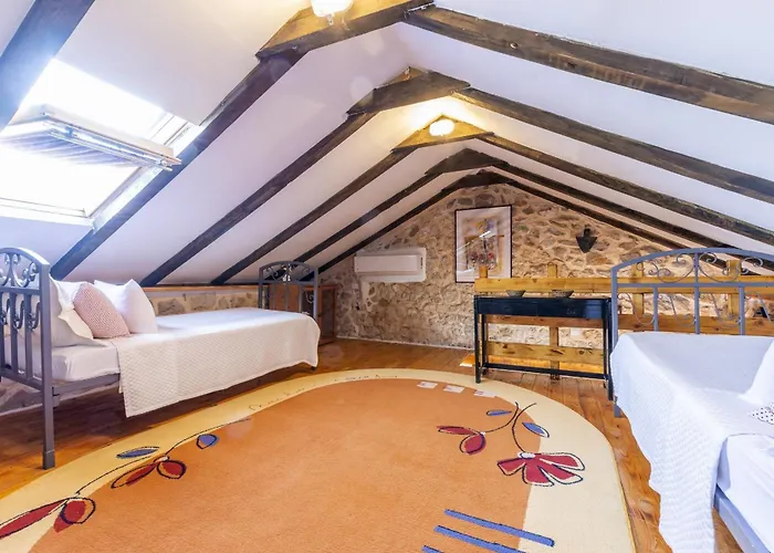 Rustical Kokorici With Shared Outdoor Swimming Pool 3*