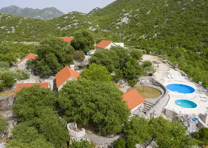 招待所 Rustical Kokorici With Shared Outdoor Swimming Pool Vrgorac