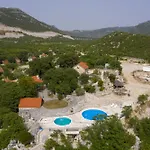 Rustical Kokorici With Shared Outdoor Swimming Pool Pensjonat