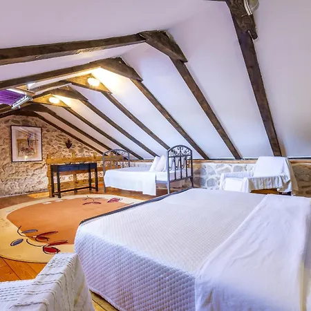 Rustical Kokorici With Shared Outdoor Swimming Pool Penzion