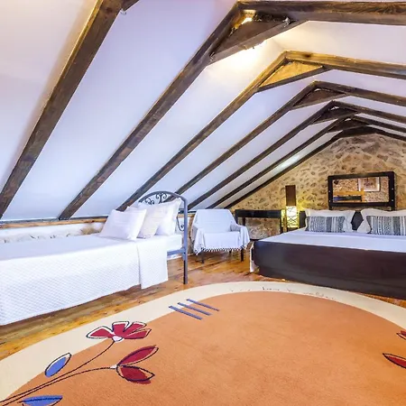 Rustical Kokorici With Shared Outdoor Swimming Pool Pensjonat 3*