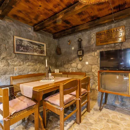 Rustical Kokorici With Shared Outdoor Swimming Pool Vrgorac